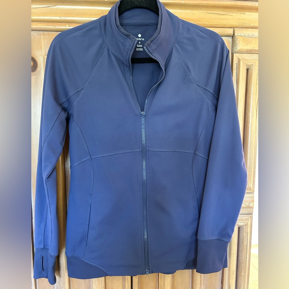 Apana athletic jacket, zip up with pockets, like new, size S